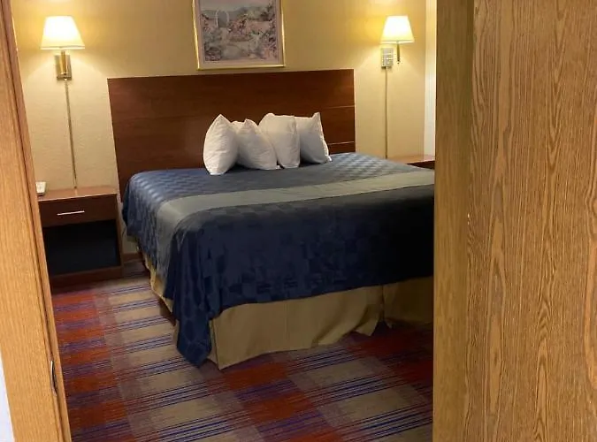 Americas Value Hotel Champaign